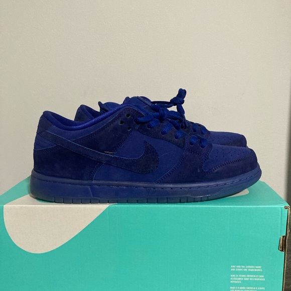 once in a blue moon dunks